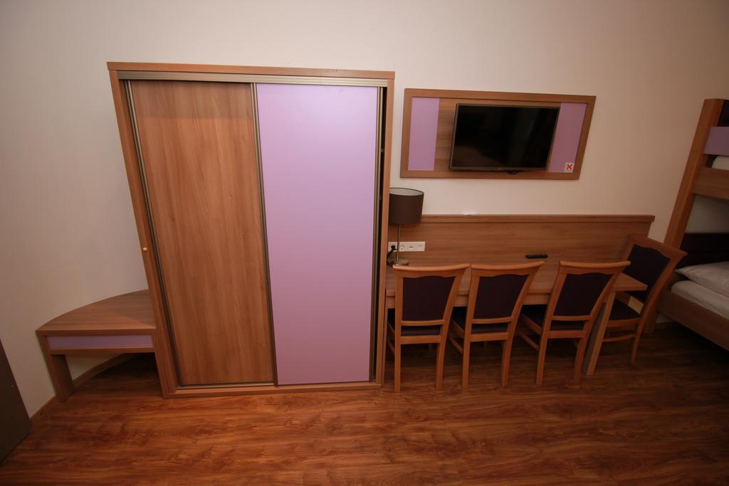 Slamba Hostel اوغسبورغ الغرفة الصورة